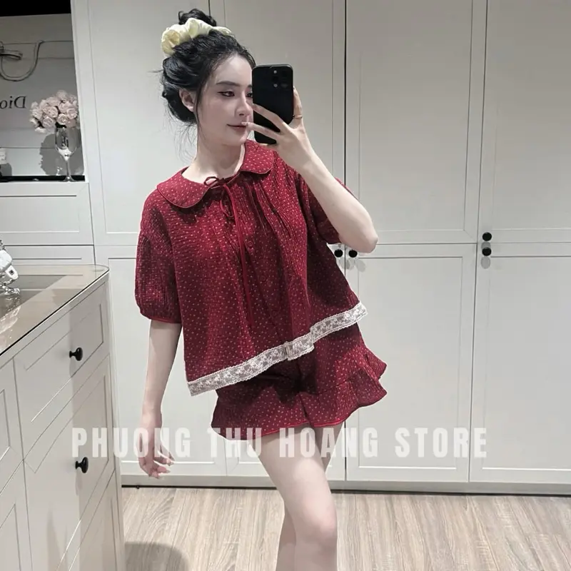 Set bộ xô musline cổ sen tone màu đỏ hoạ tiết hoa nhí dây buộc nơ đỏ hàng QCCC by Channg Bee