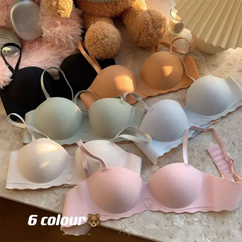 Popular underwear, love peach one-piece, small breasts, no wire rims, junior high school and high school girls