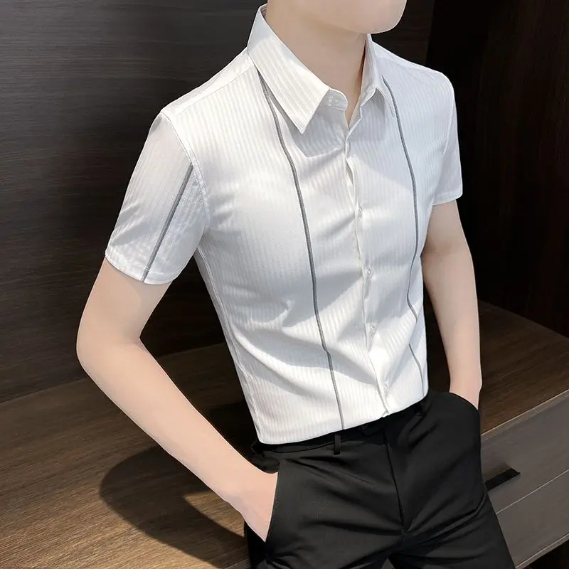 Áo Sơ Mi ngắn Tay Sọc, Cao Cấp, Mỏng, Phong Cách Đẹp Trai Hàng Mới Về, Dáng Ôm, Thời Trang, Thích Hợp Cho Mùa Hè, Cá Nhân Hóa, Quần Áo Nam, Được 5017 Người Khâm Phục Menswear Shirt Có Cổ