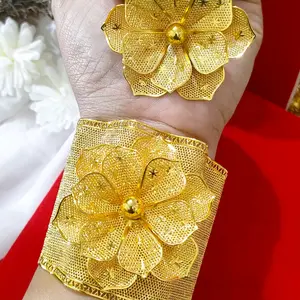 Asesoris gelang set cincin  mawar mewah cantik 004 Perempuan Gold Aksesoris Elegan Emas