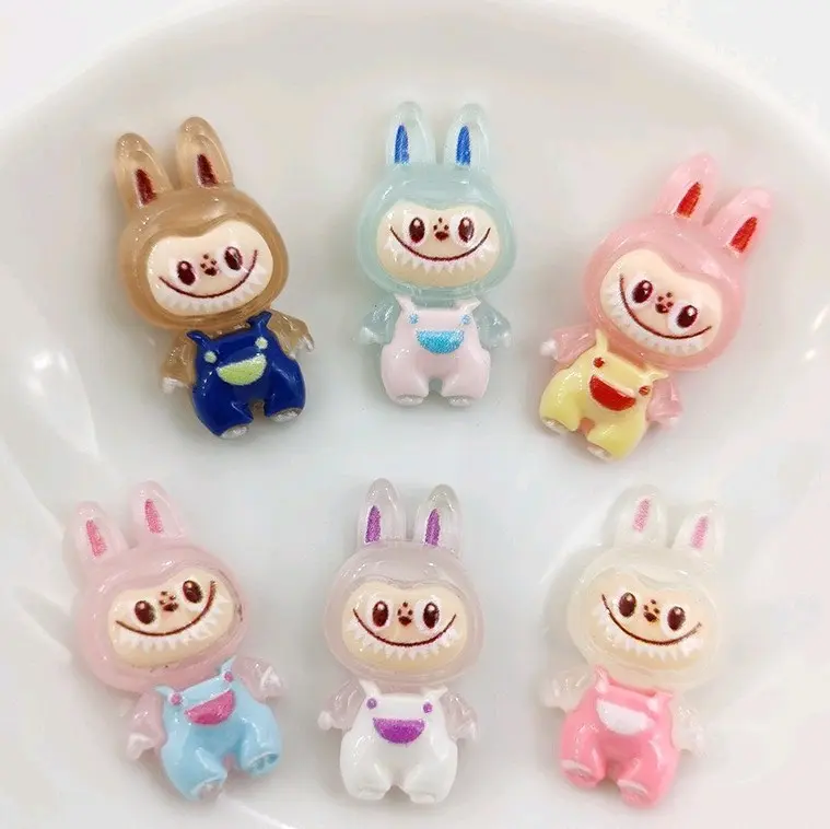 Set 6 charm,sticker Labubu dạ quang phát sáng gắn dép sục,dép cá sấu siêu cute!!!