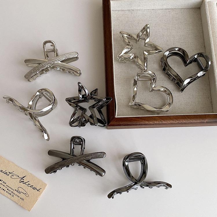 Kẹp tóc càng cua kim loại dạng nhỏ kẹp nửa đầu màu trắng đen cá tính thời trang nữ K146 Women Hoa Voi