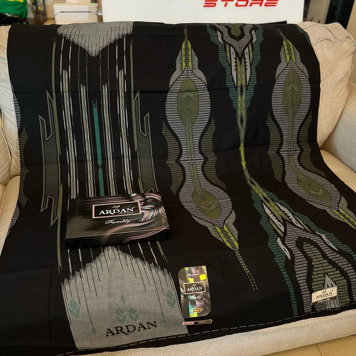 SARUNG ARDAN FAMILI  Motif Hitam kombinasi
