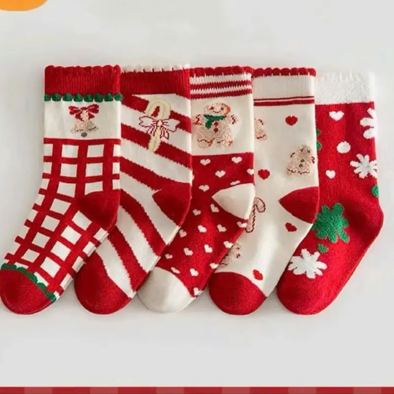 Set 10 Đôi Tất, Vớ Cao Cổ Cotton Hình Dâu Đỏ Siêu Xinh Cho Bé Gái 5