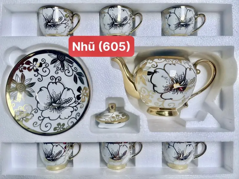 Bộ Tách Trà Nhũ Vàng Gốm Sứ Cao Cấp ( Gồm : 1 Ấm , 6 Ly, 7 Đế Sứ ) 3