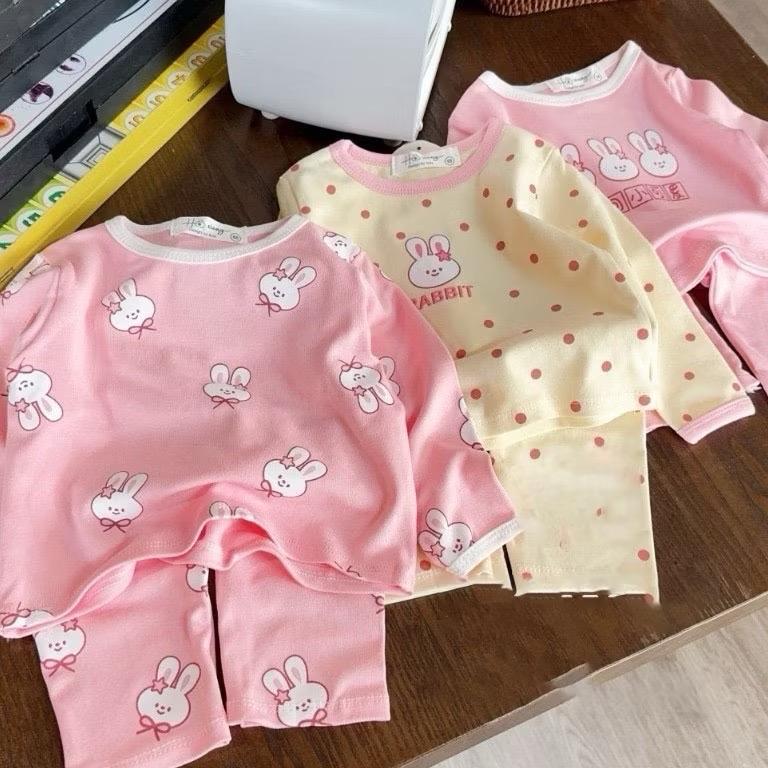 Bộ Quần Áo Dài Tay in Hình Thỏ Chất Cotton Mềm Cho Bé Từ 1 đến 5 tuổi