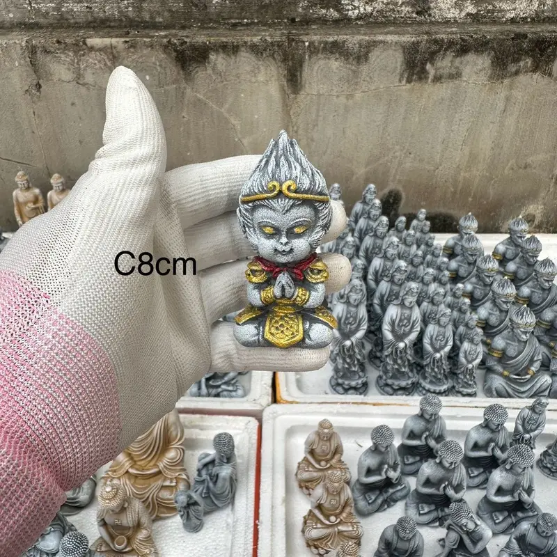 Tượng tôn ngộ không 8cm. Trang trí hồ cá thuỷ sinh , bán cạn , thác nước , non bộ , thác khói trầm hương, tiểu cảnh,terrarium... 0