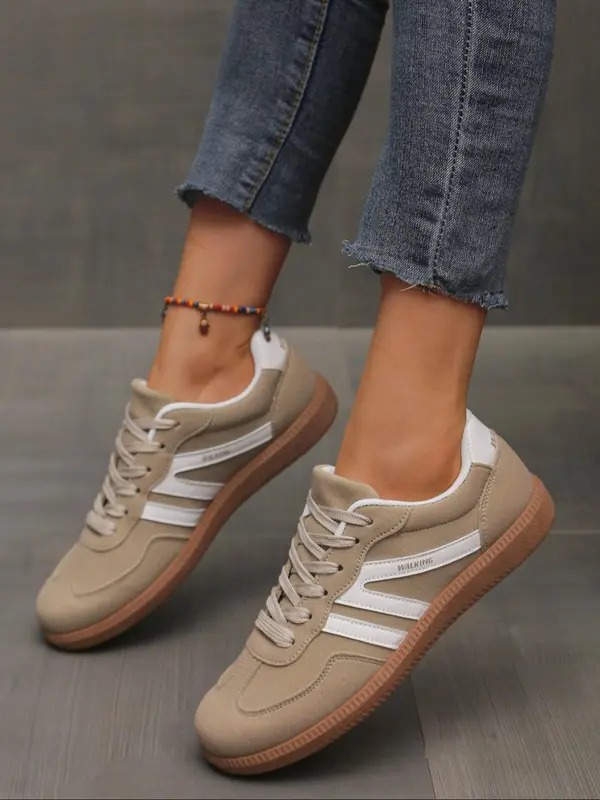 Women's Fashionable Patchwork Lace Up Low Top Sneakers, Casual Comfortable Sports Shoes for Daily Wear, Female All-match Round Toe Shoes for Fall 8