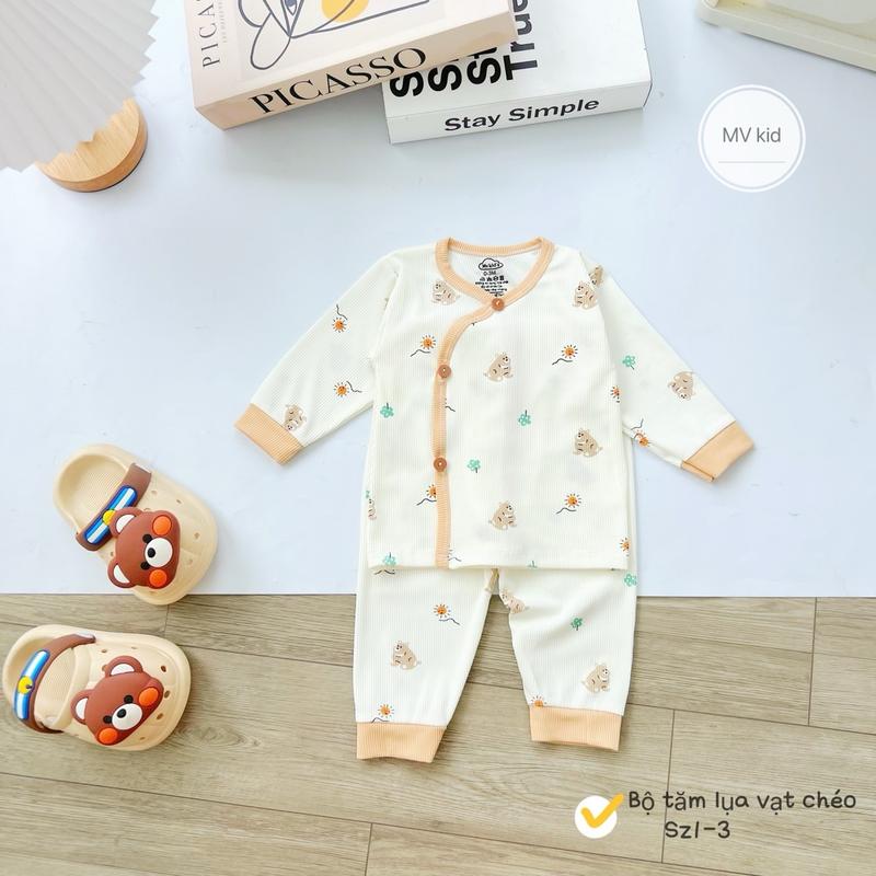 Combo 3 - Combo 5 Bộ quần áo dài tay chất tăm lạnh hàn quốc, bảng màu kem cho bé trai và bé gái, size sơ sinh 3-9kg 7