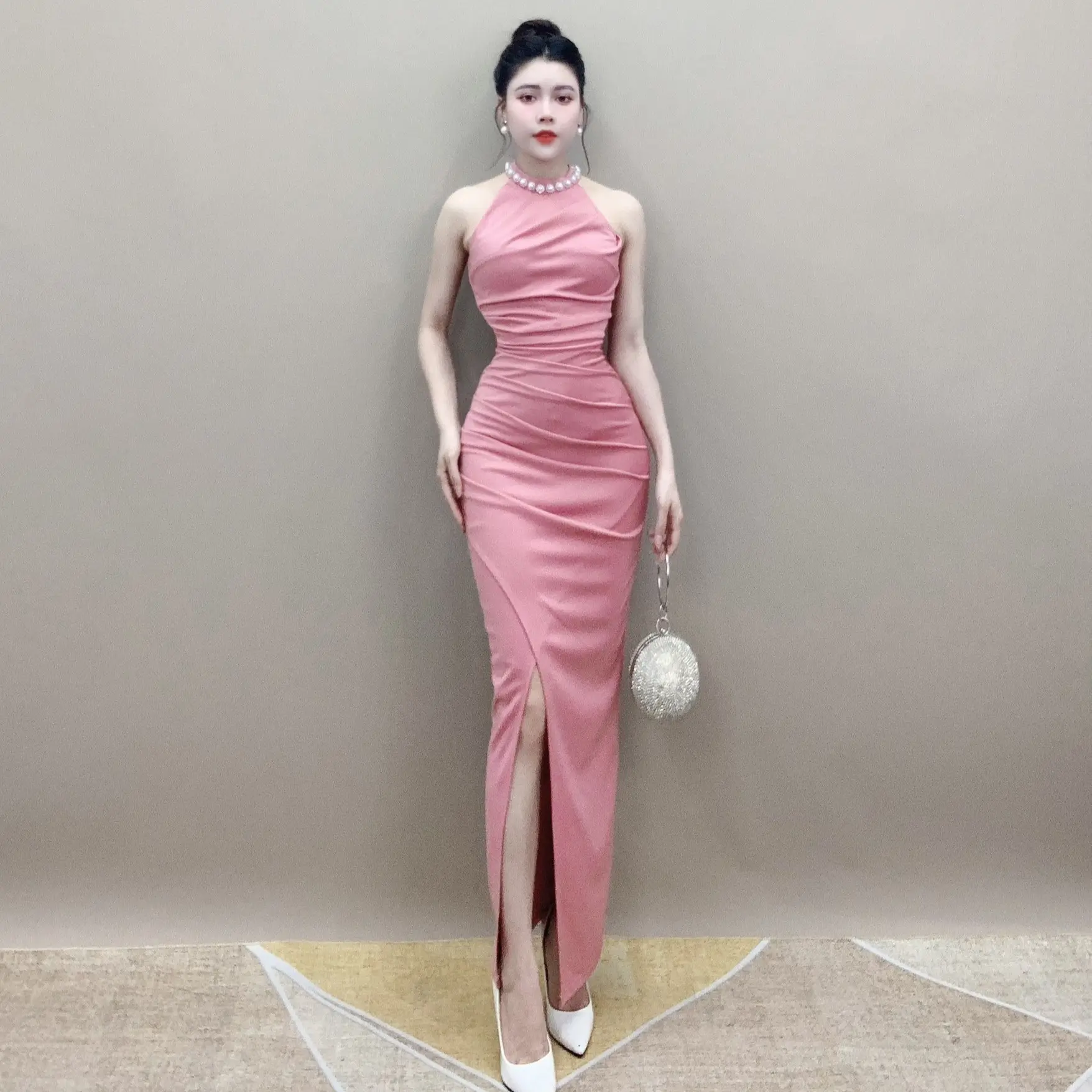 Váy Thiết Kế VQLADY D-A3 Nữ  Đầm thiết kế cổ yếm đính ngọc chất Thun phù hợp đi chơi và đi dự tiệc Dress Nhung Voi Sen váy  voan  đỏ hồng  đỏ và hồng