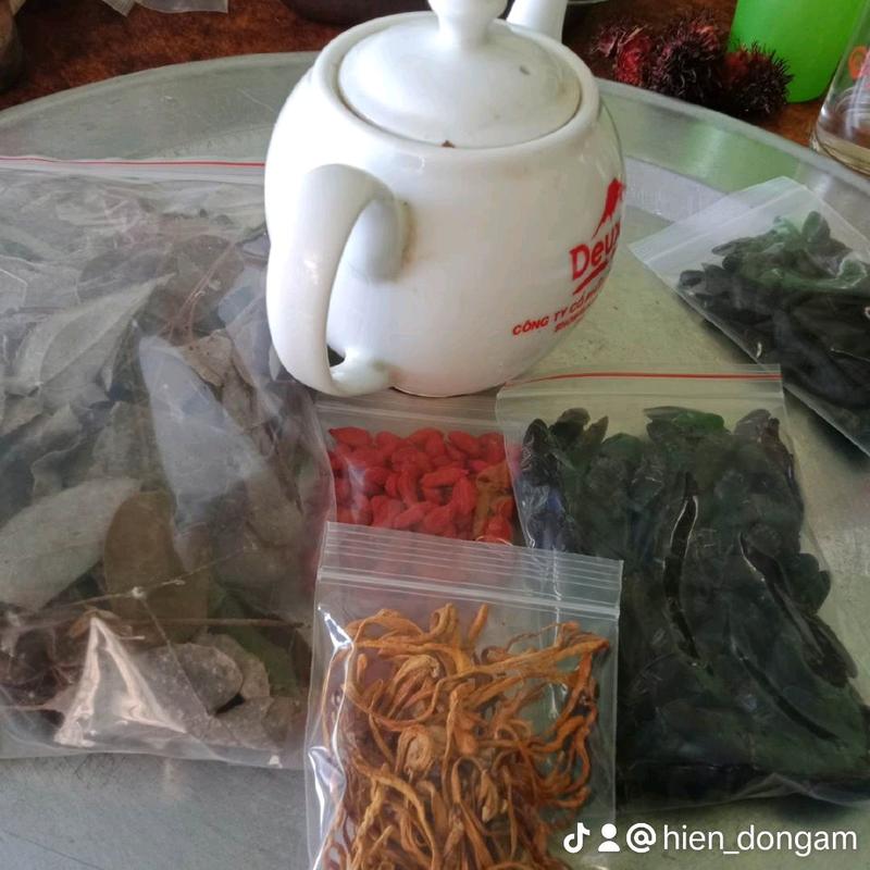 Bổ củi  5 vị 50con 0