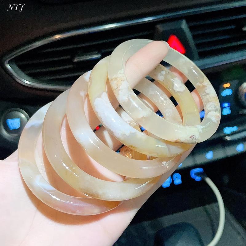 Product Introduction of Vòng tay Ngọc Agate mã nao hoa anh đào svip 7A hàng kèm hộp vòng tay  đá cẩm thạch 1