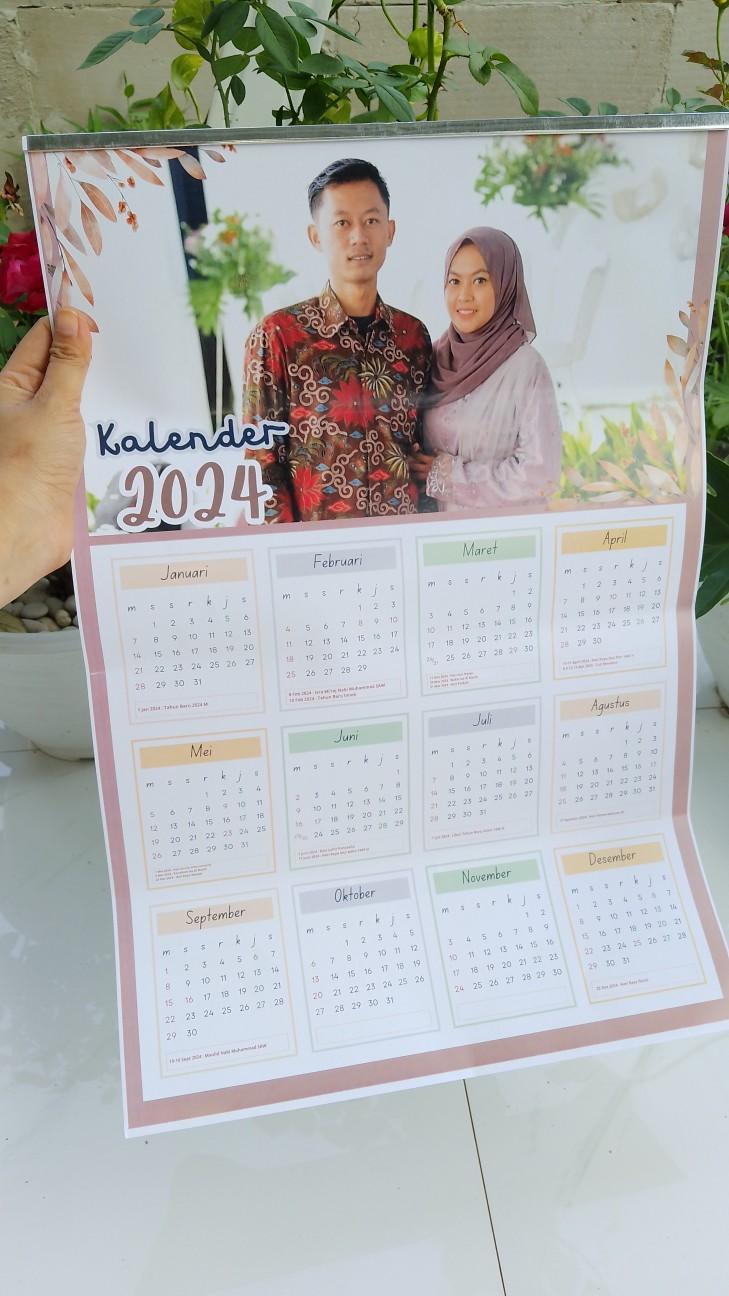 Product Introduction of KALENDER CUSTOM FOTO 2025 PAKAI FOTO SENDIRI 1