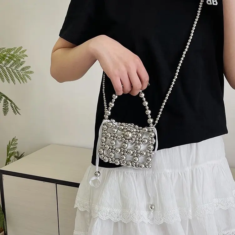 Túi xách nữ MINI Khôg VỪa đt 12cm form charm lưới hạt thời trang 1