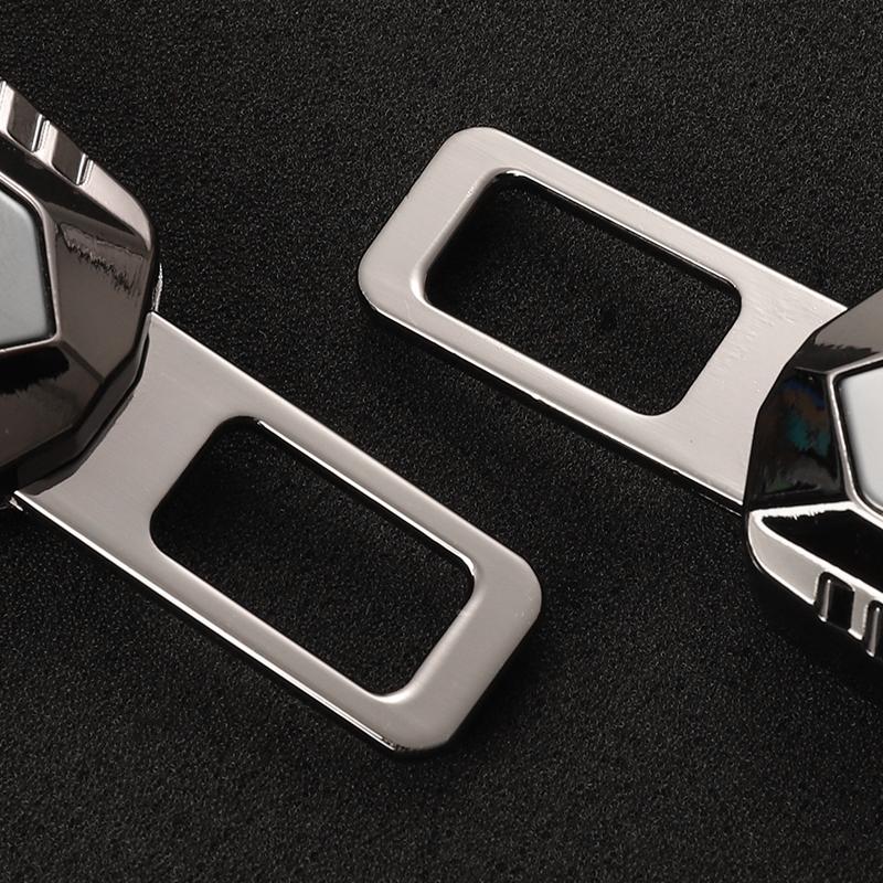Product Introduction of 1 pcs Car Seat Belt Clip Extension Plug Metal Seatbelt Extender Accessories for Alfa Romeo Giulietta 6