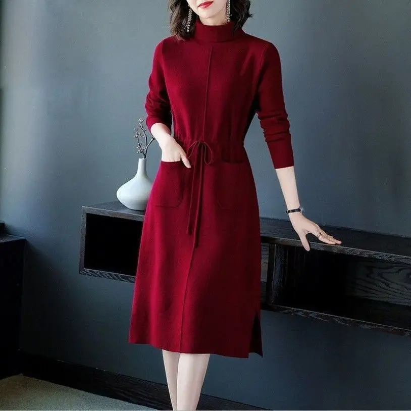 Váy Cơ Sở Dài Trung Bình Thời Trang Thường Ngày Phong Cách Mùa Thu Và Mùa Đông Mới, Cổ Lọ Nửa, Cổ Thấp Cổ Điển Thích Hợp Cho Giới Trẻ Nữ Dress Tre Khuy