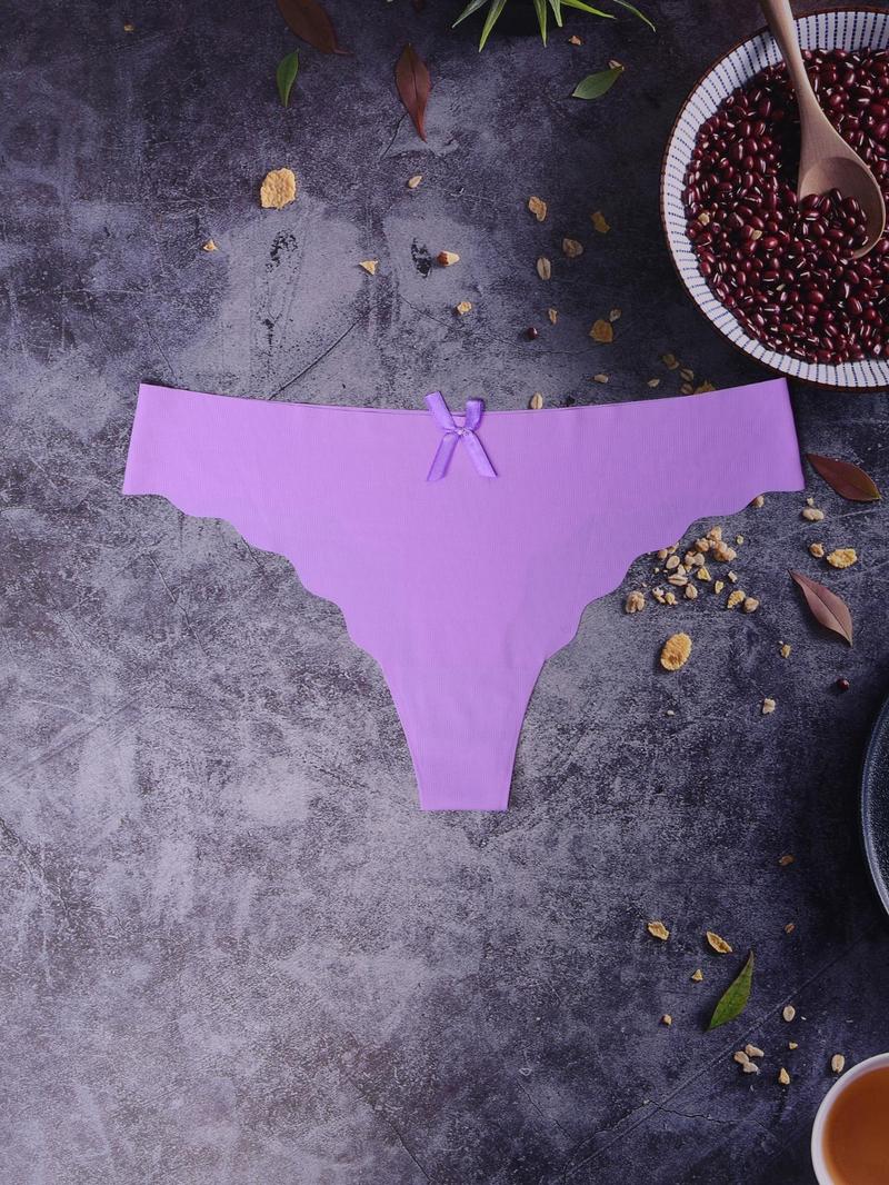 Product Introduction of Women's Solid Scallop Trim Thong, Breathable Comfortable Thong for Daily Wear, Women's Underwear for All Seasons 5