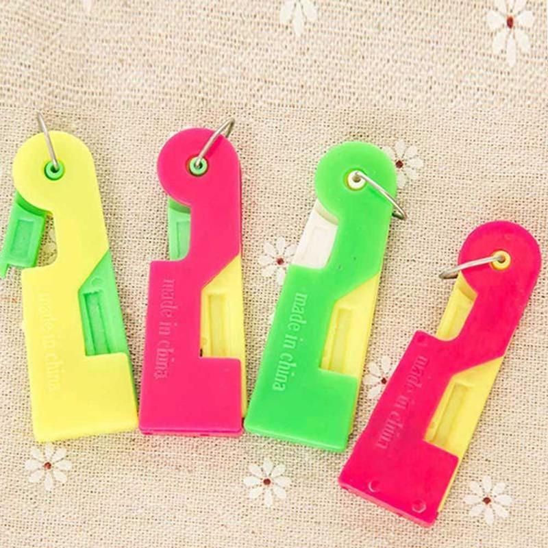 Product Introduction of 1PCS Threader Tool Automatic Needle Threader Thread Elderly Sewing Use Guide Device Kit Tool L2G6 25