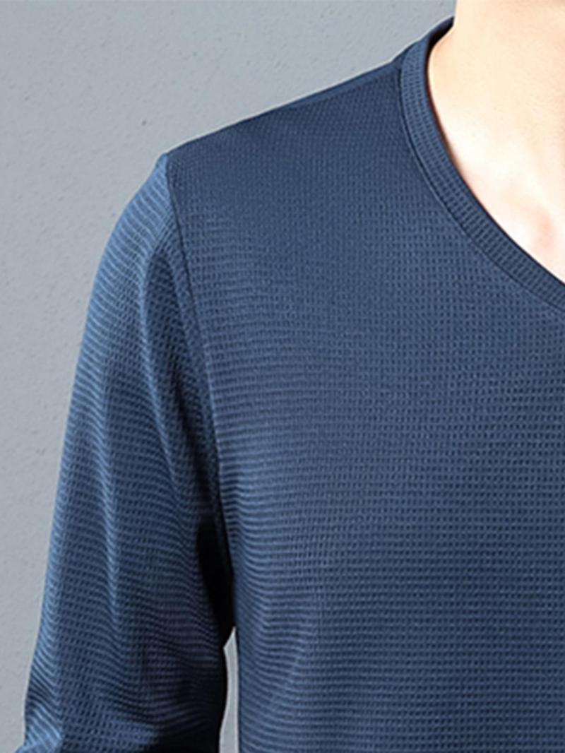 Product Introduction of Men's Solid Color V Neck Long Sleeve Tee, Regular Fit Casual Comfy T-shirt for Spring & Fall, Men's Top for Daily Wear 3
