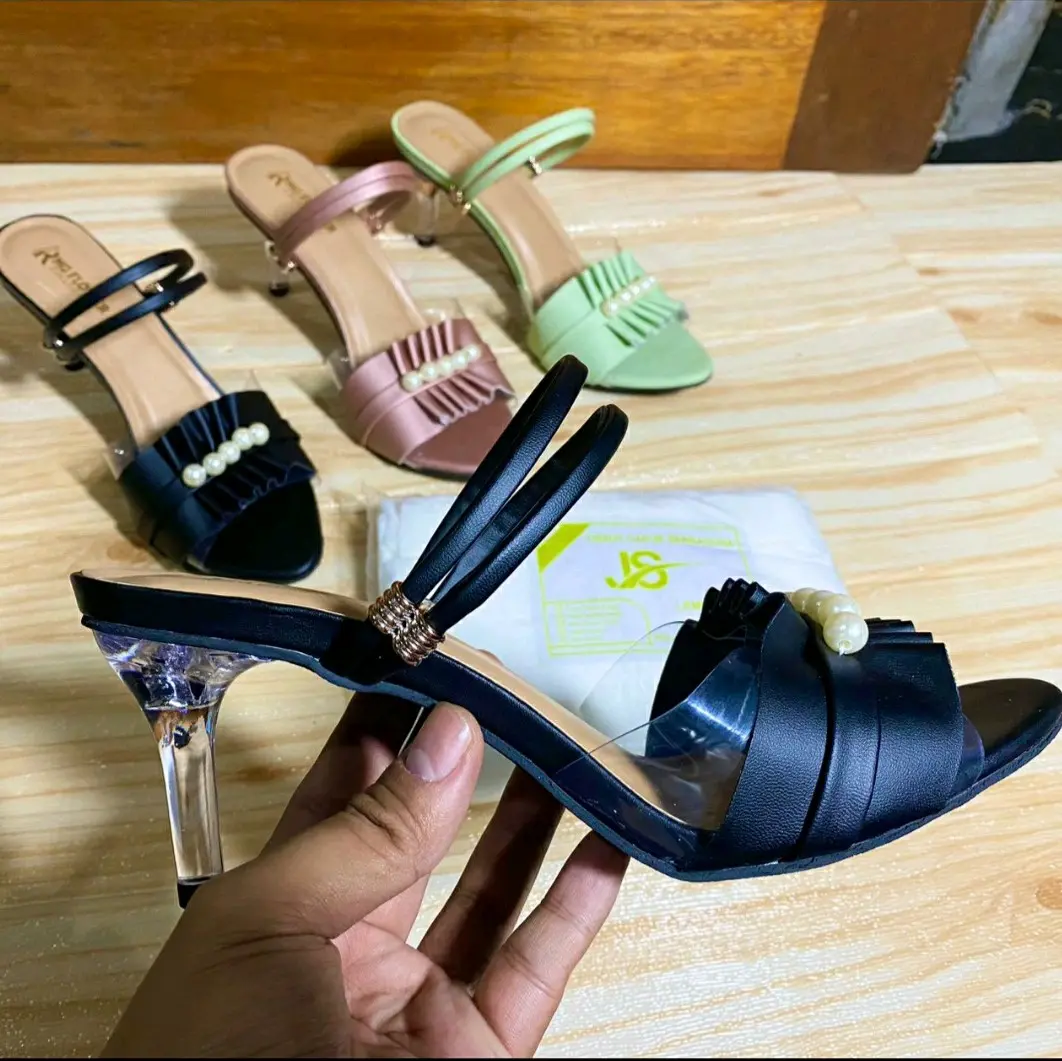 Nagita18 sandal wanita hak kaca hells terbaru 2023 pesta bisnis santai rumahan Round Toe Pointed Toe