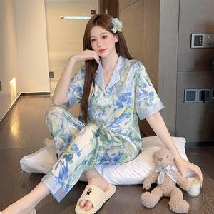 Piyama Musim Panas untuk Wanita, Bahan Sutera Ais, Ringan, Lengan Pendek, Set Seluar Panjang, Rekaan Bercetak, Depan Terbuka, Bernafas, Pakaian Ruang Tidur Premium, Sesuai untuk Relaksasi Rumah Kasual dan Keselesaan Malam