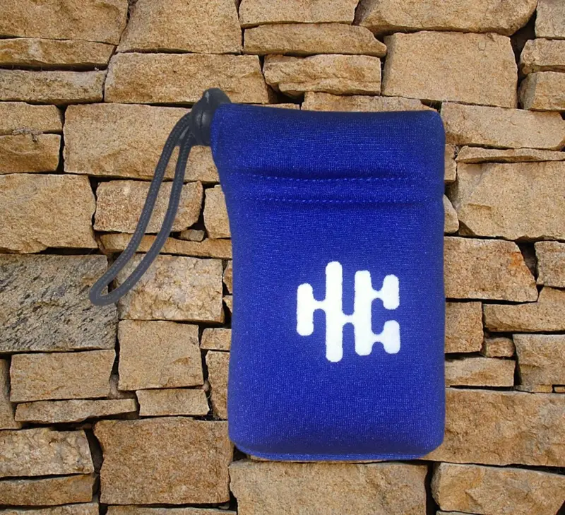 POUCH TEBAL GAMBAR LOGO - HC / bisa diletakkan berdiri 1