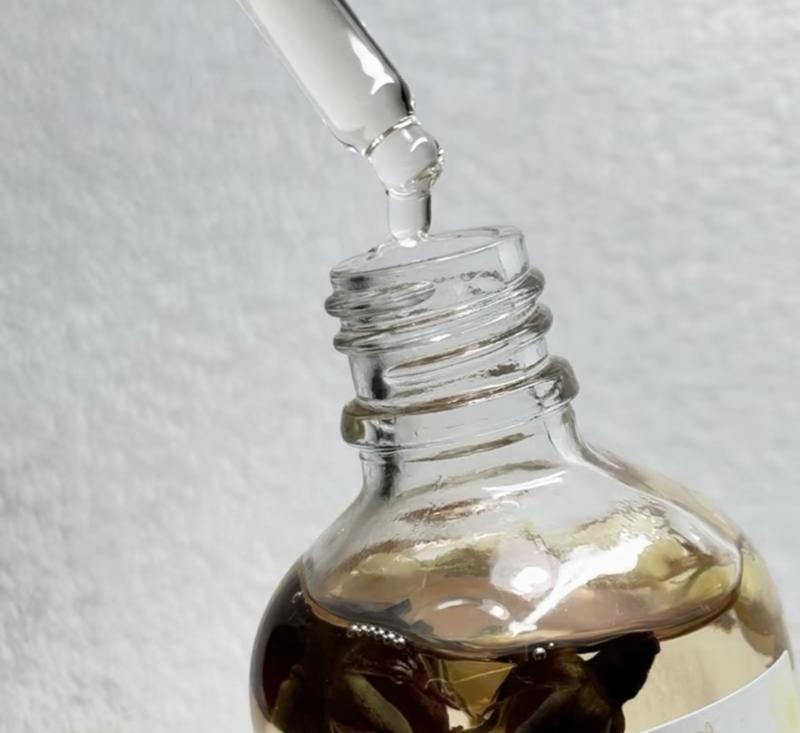 Product Introduction of BODY OIL - BHA 4% Dưỡng ẩm, sáng bóng da Dưỡng Da Body ( tặng kèm bột ủ) 1