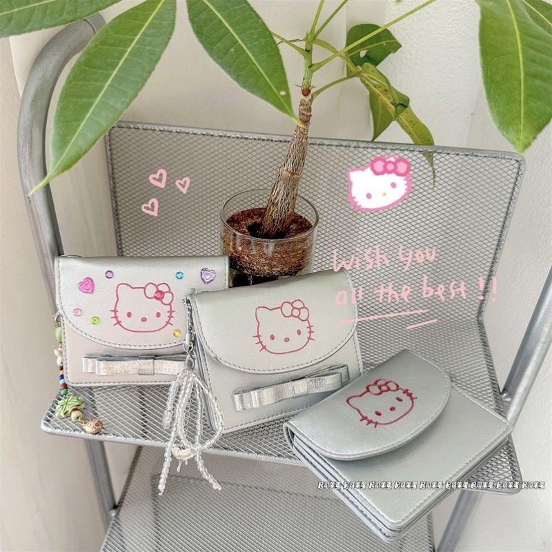 Ví Kitty, Phong Cách Hàn Quốc, Ngắn, Màu Bạc, Dễ Thương, Thích Hợp Cho Học Sinh, Thiết Kế Hoạt Hình Đơn Giản Và Tươi Mới, Ngăn Đựng Thẻ, Năm 2024 2