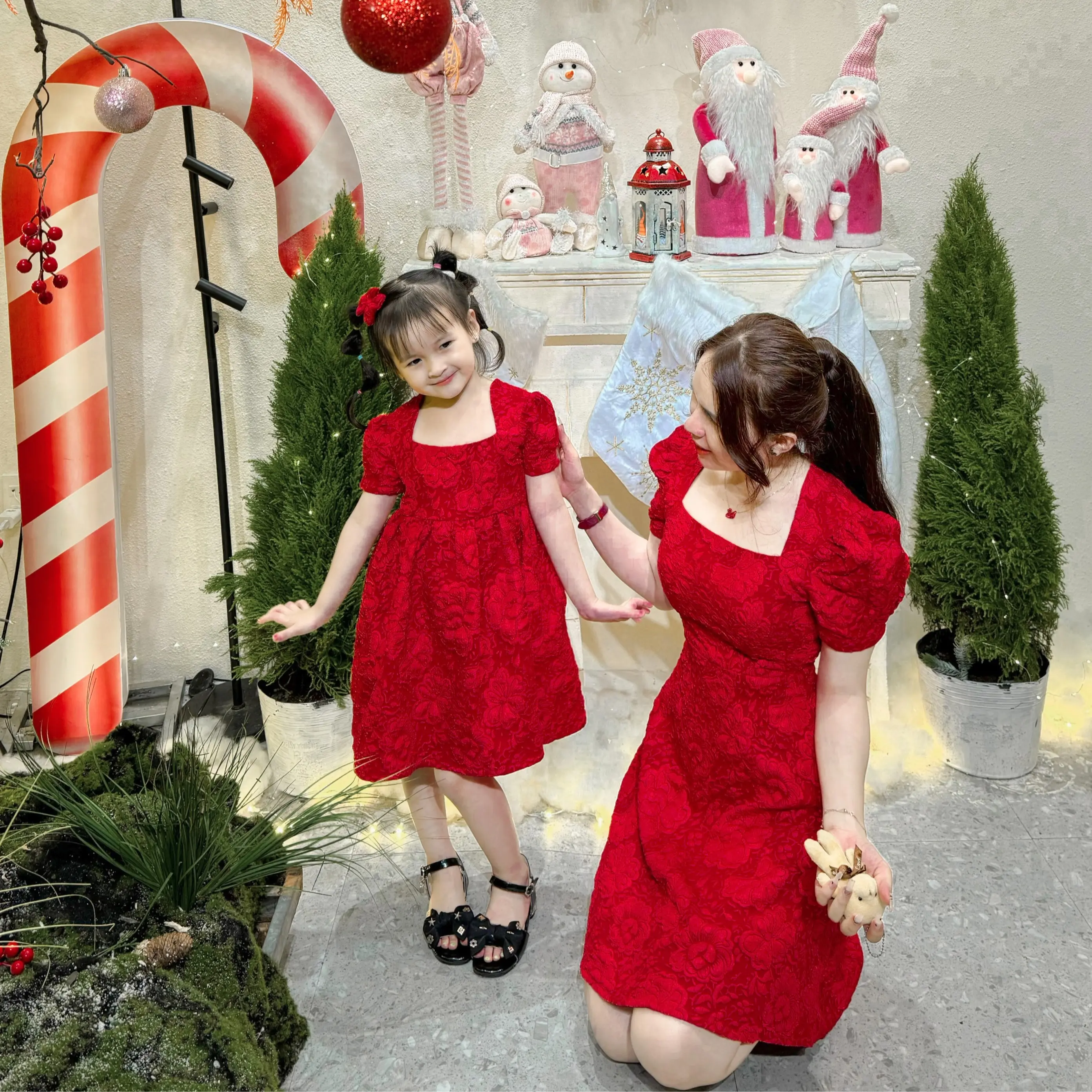 Bnstyle Đồ Đôi Mẹ Và Bé Gái Đỏ Hoa Tiệc Mb0986 Top