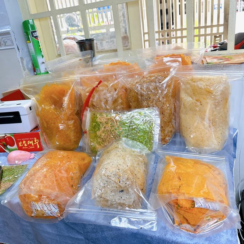 COMBO 7 MÓN: XIKE LÁ/ SỢI, PHÔ MAI CAO CẤP , RONG BIỂN, TỎI, TÔM, TOI SỢI , RONG BIỂN SỢI( TẶNG BÁNH TRÁNG LIBI)