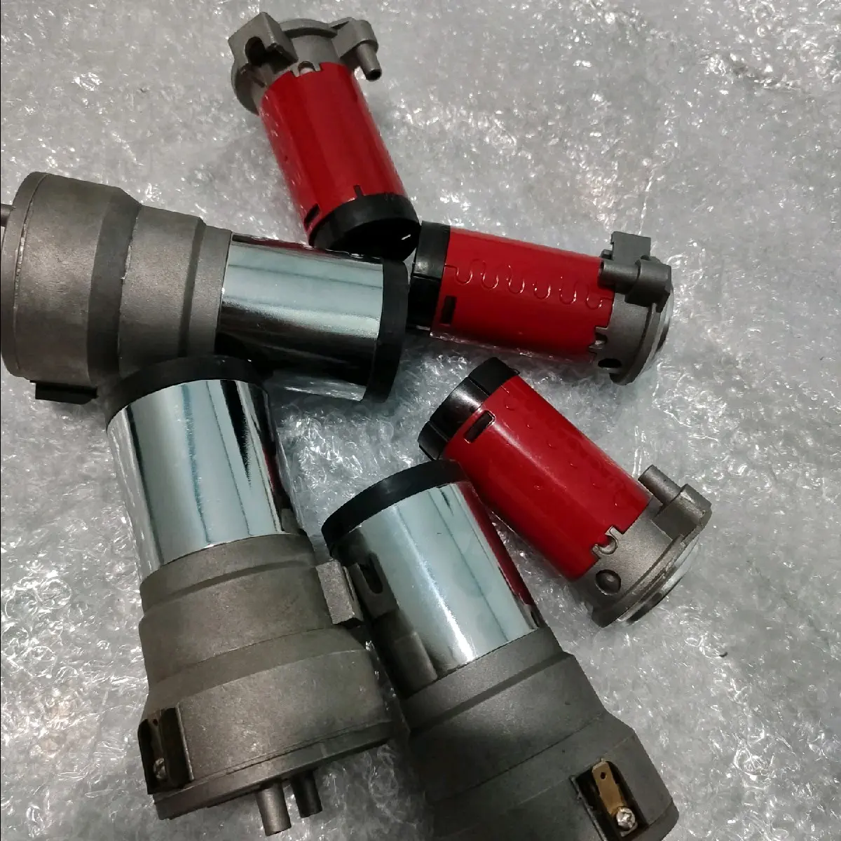cục sinh hơi lẻ loại 2  loa còi và loại 1 còi  điện 12v 24v. cục sinh hơi. dùng cho còi tự sinh hơi Phụ Kiện Phụ Tùng