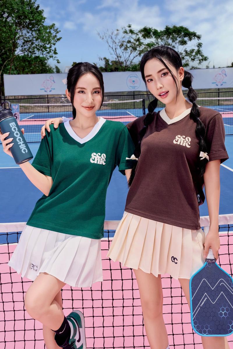 Product Introduction of Áo Baby Tee Cổ Tim Viền Màu ECOCHIC ENGINE BABYTEE B061 Local Brand Chính Hãng Unisex Form Ôm Premium Cotton 8