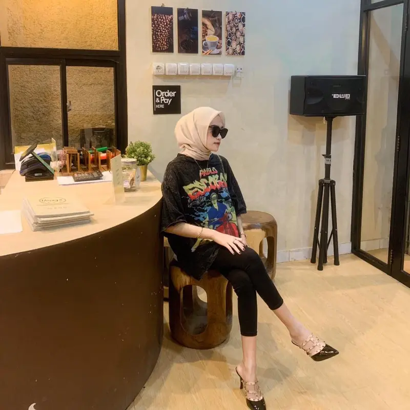 OVERSIZE VIRAL PARODY PABLO cewek cowok bisa pakai Katun Katun Katun Katun Katun Combed Wanita 2