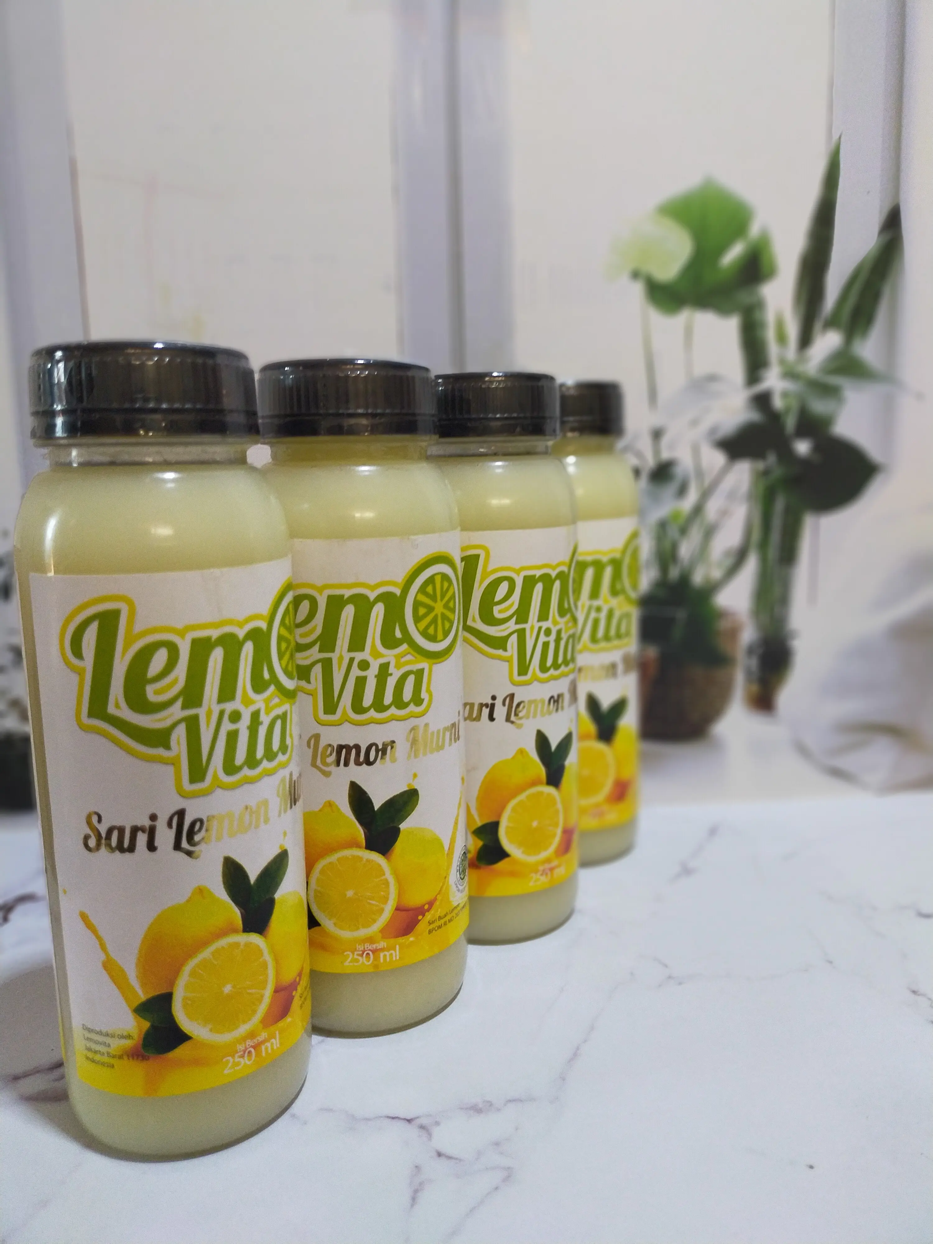 Lemovita Sari Lemon Fresh 1000ml Jus Lemon Murni