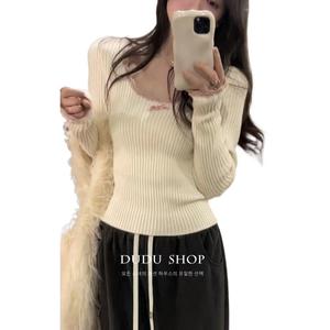 เสื้อคอเหลี่ยม ขอบลูกไม้ ถักนิตติ้ง ชั้นฐาน สามารถสวมใส่ภายในได้ 2024 ฤดูใบไม้ผลิและฤดูใบไม้ร่วง ใหม่ โบว์หวาน สลิมฟิต สามารถสวมใส่ภายใน เสื้อกันหนาว Clothing Women ผู้หญิง Lady ไหม  พรมกระดุมหน้า