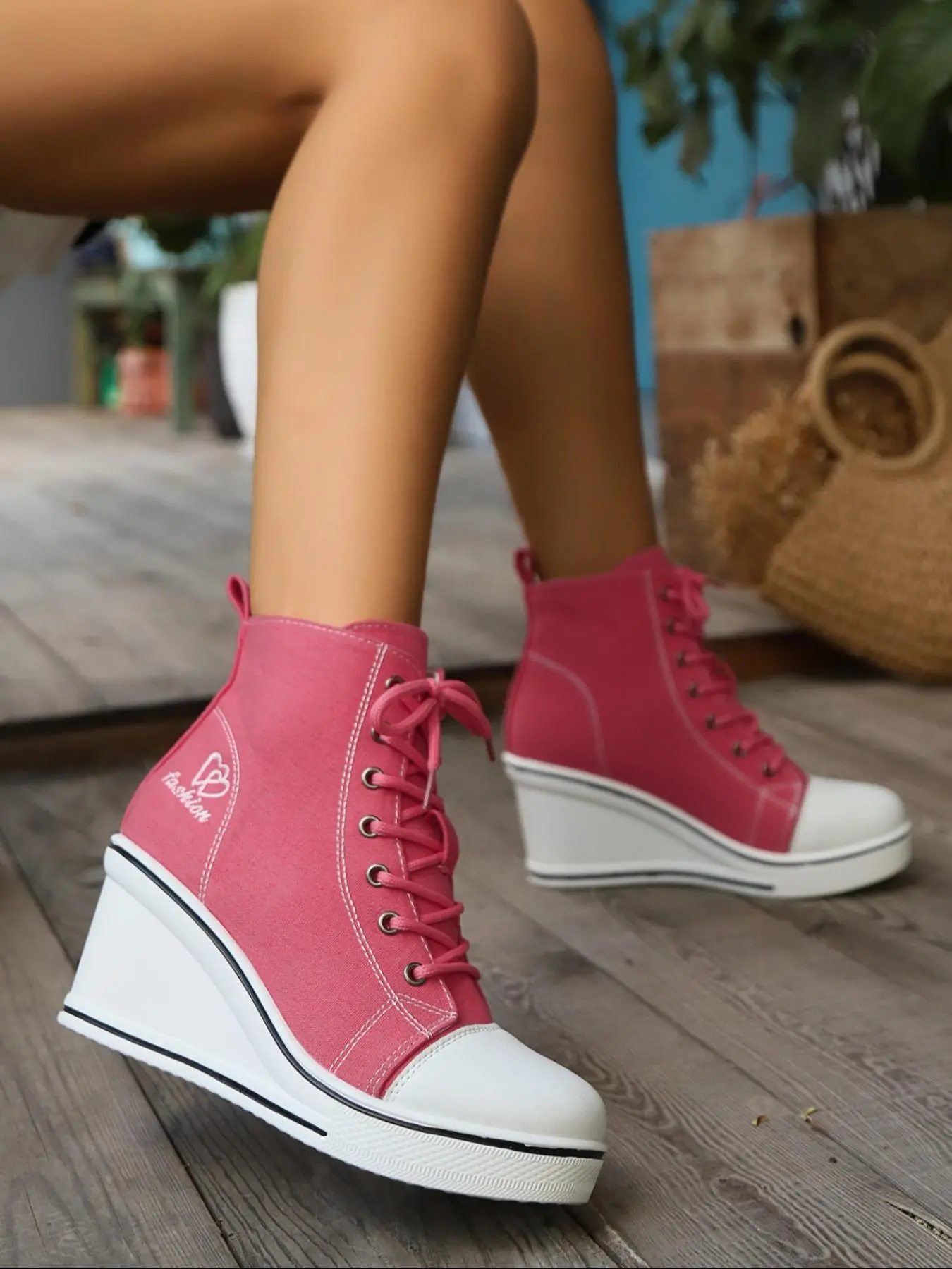 Women's Fashionable Lace Up High Top Sneakers, Casual Comfortable Round Toe Sports Shoes for Daily Wear, Female All-match Basic Shoes for Daily Wear, Closed