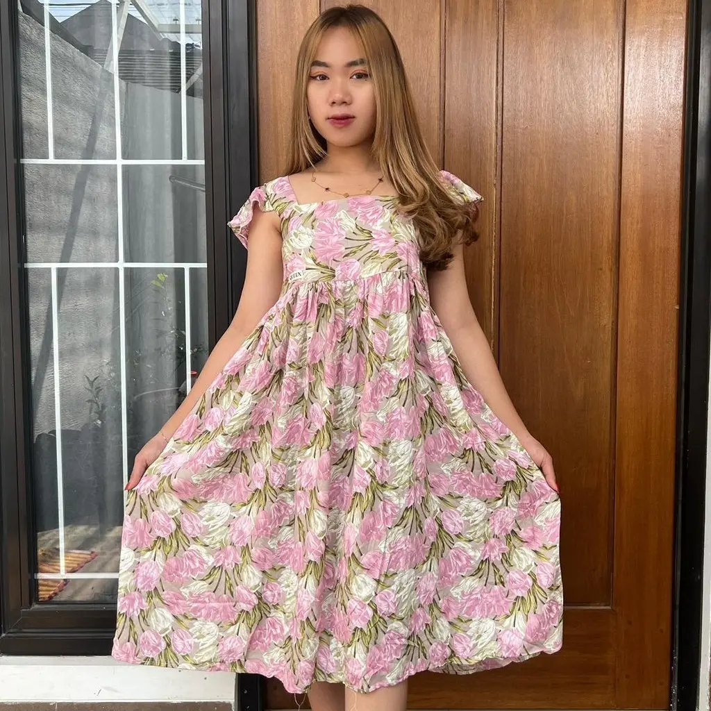 Queen Summer Dress Ruffle Babydoll Motif Pendek Wanita Casual Fit Rayon Premium LD 120