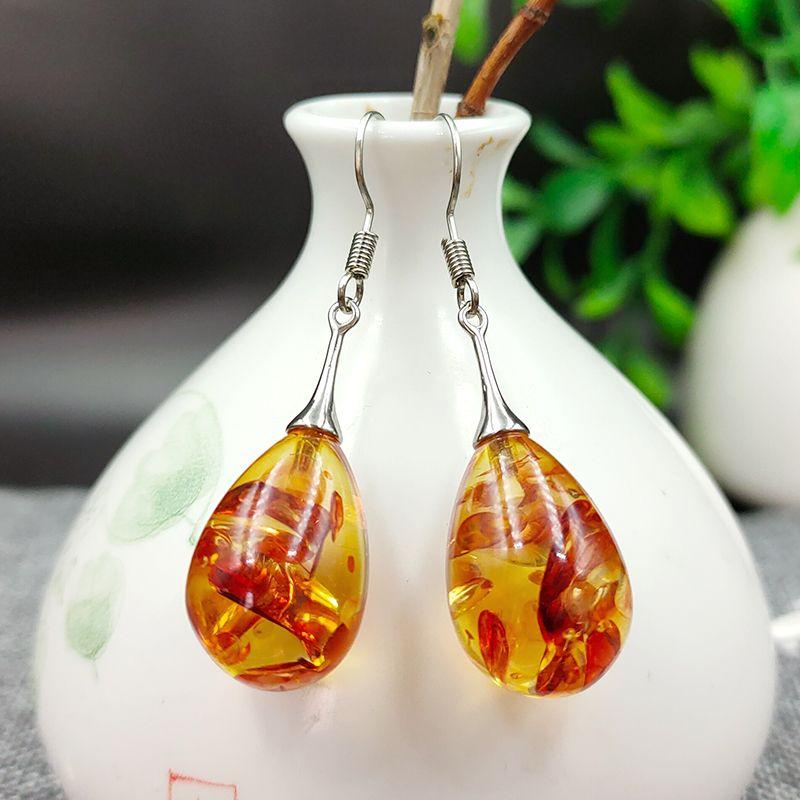 Product Introduction of Natural amber floral earrings, fashionable and versatile women's earrings, ethnic style earrings, pure silver ancient gold ear hooks 7