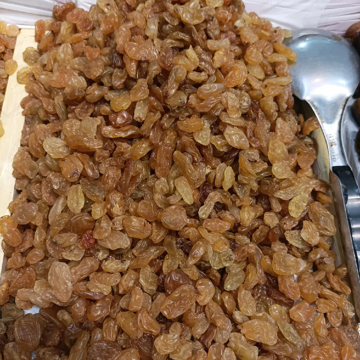 kismis jumbo  asem manis