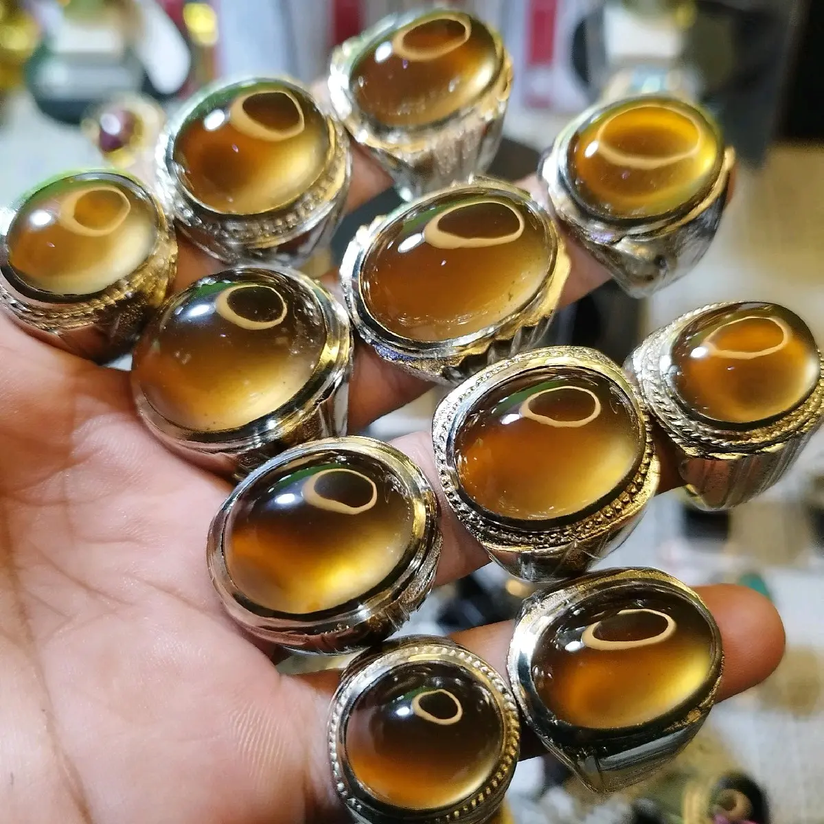perhiasan cincin Laki-laki