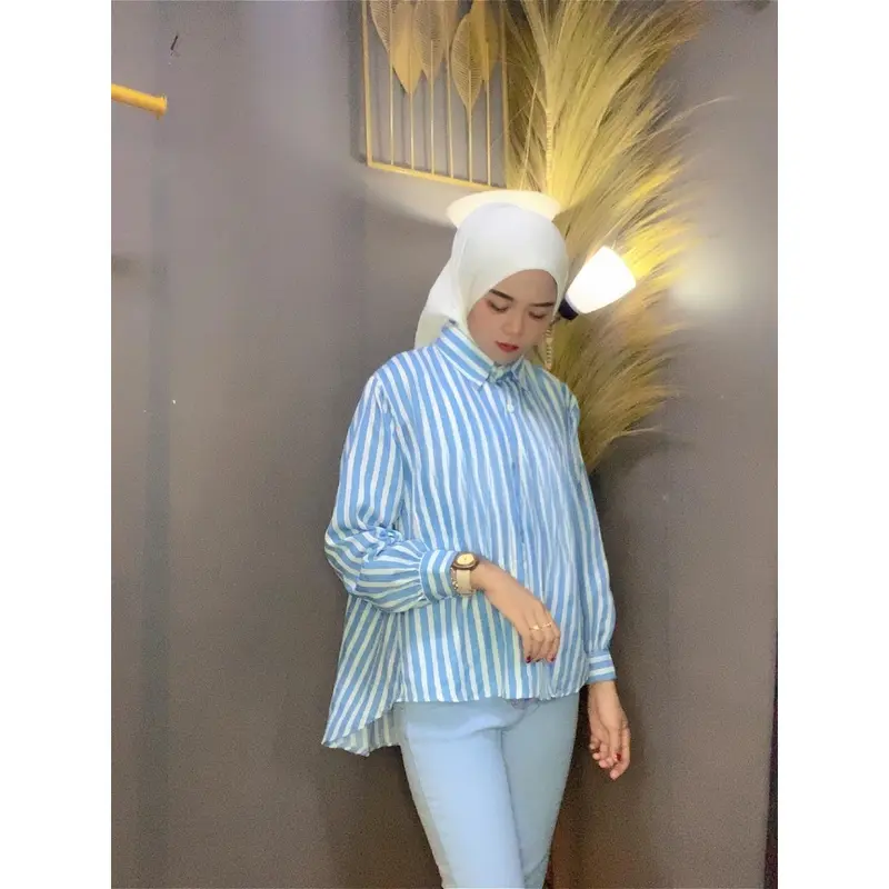 Kemeja Wanita Stripe Shirt Salur Silang Belakang Bahan Katun Rayon 7
