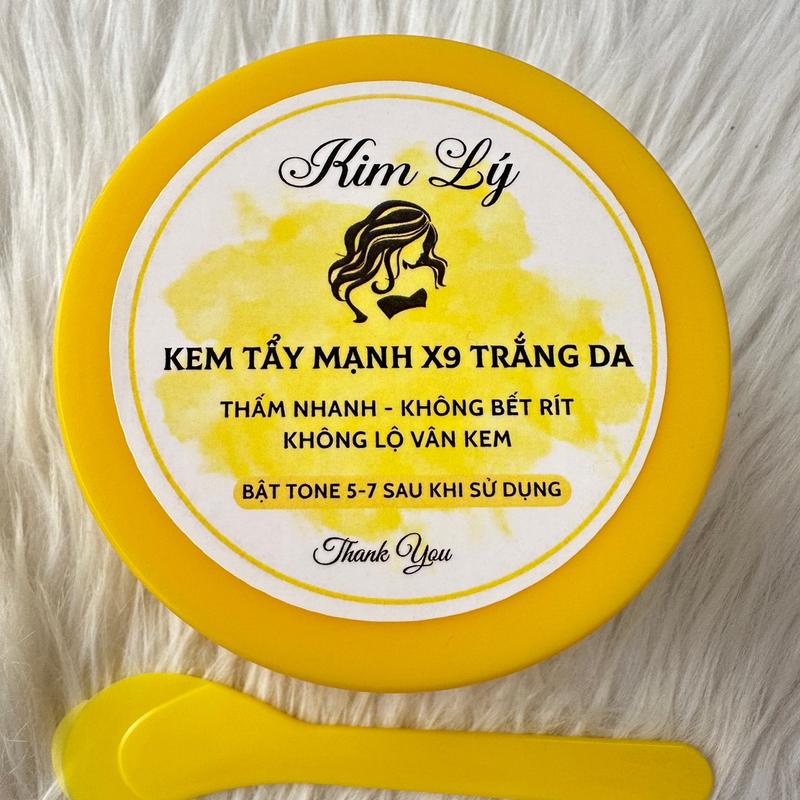( HỦ 200g  KEM TẾT ) KEM BODY TẨY MẠNH { Tẩy nhiều - dưỡng ít }... Dành cho da lờng kem ,dạ khó lên tone 0