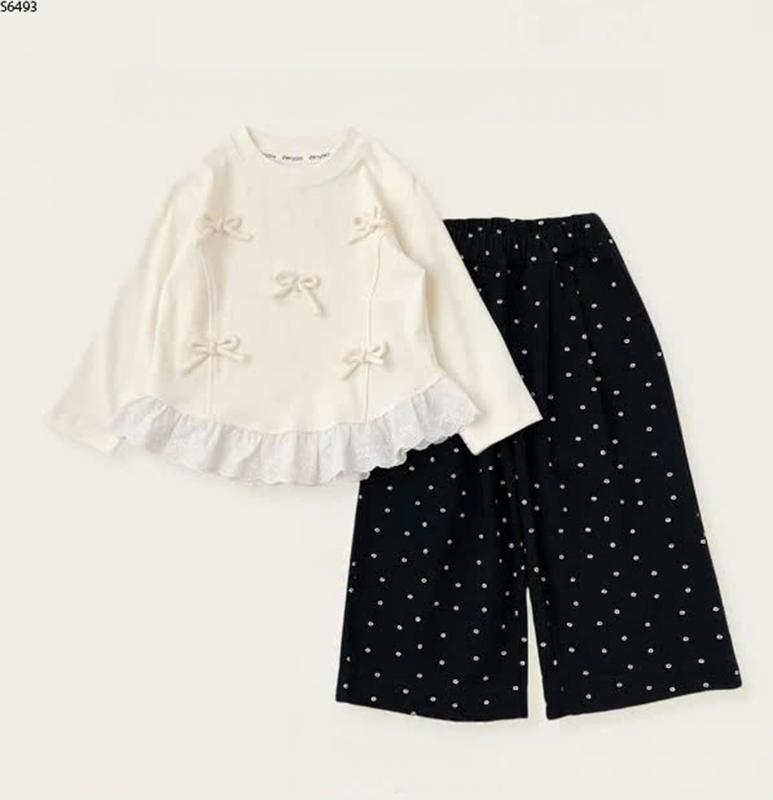 S6493- Bộ Đồ Bé Gái Áo Kem Nơ Bèo Quần Chấm Bi Ống Xuông Size 9-25kg