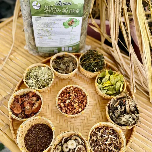 Trà lá nam mười vị ( Vỏ bưởi,cam non, lá sen, giảo cổ lam, thảo quyết minh, sơn tra, cầm văn, hoa nhài, Phan tả diệp , cỏ ngọt...) 15 gói dùng 30 ngày Nước Trà Tea Chè
