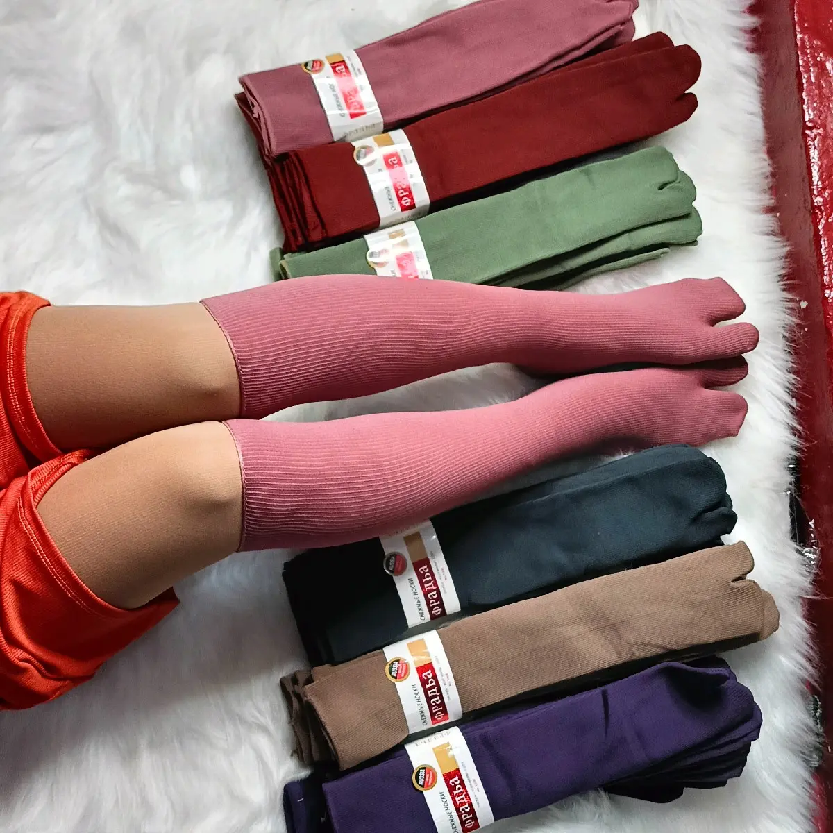 vớ gân  màu dài gối, bên trông lót nỉ xù mang êm chân