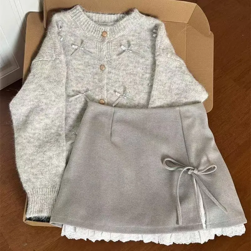 Bộ Đồ Hai Mảnh Phong Cách Hàn Quốc, Mặc Một Bộ, Thiết Kế Thời Trang Trẻ Hở Hơn, Áo Len Dệt Kim Và Áo Cardigan, Váy Ngắn, Thích Hợp Cho Mùa Đông, Hàng Mới Về Nữ Top Women