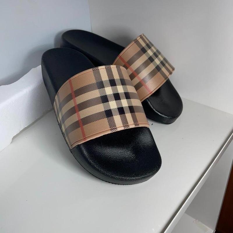 Dép kẻ quai ngang cao su màu nâu Tây nổi bật , phong cách DéP Slipper 1