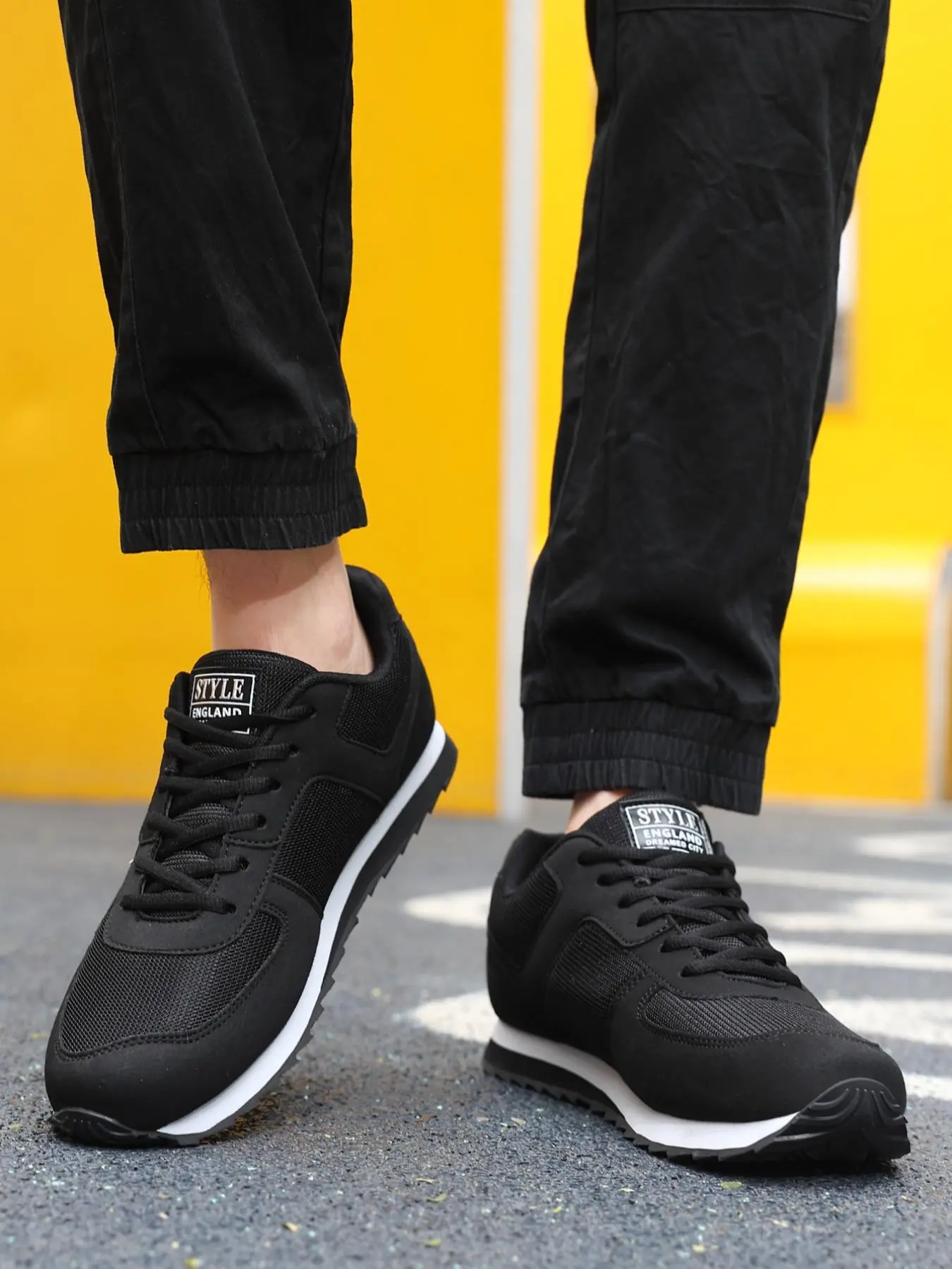 Unisex Fashionable Letter Patchwork Design Lace Up Sneakers, Casual Comfortable Sports Running Shoes, Trendy All-match Sneakers for Daily Wear