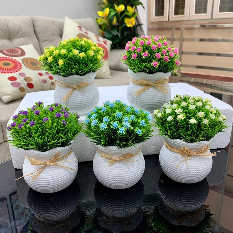 Giỏ hoa nơ bi, chậu hoa giả để bàn trang trí
