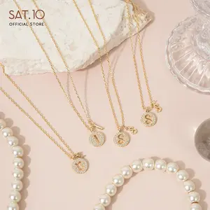 SAT.10 Kalung huruf berlubang penuh berlian - Kalung 26 huruf mewah wanita dengan liontin berlubang berlian mewah SAT-FCA4117